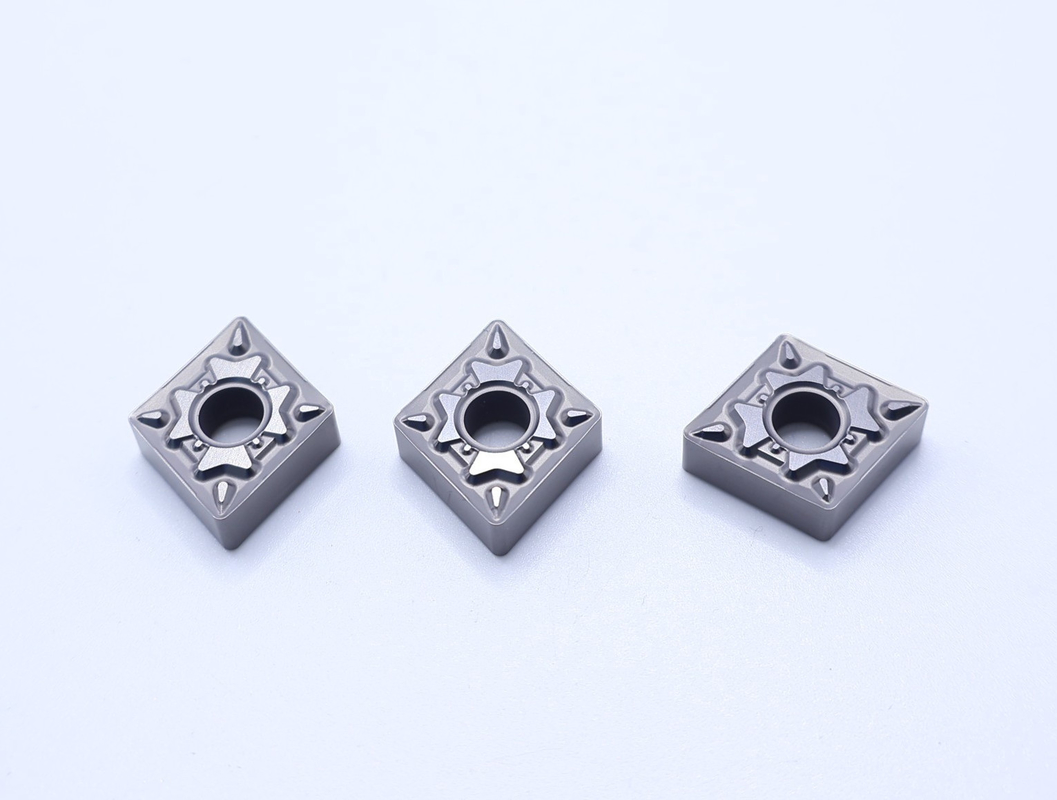 HRA92.5 Durezza CNMG120408-FQ Tornitore esterno per tornitore CNC Inserti di grado MC3015 Inserto cermet non rivestito