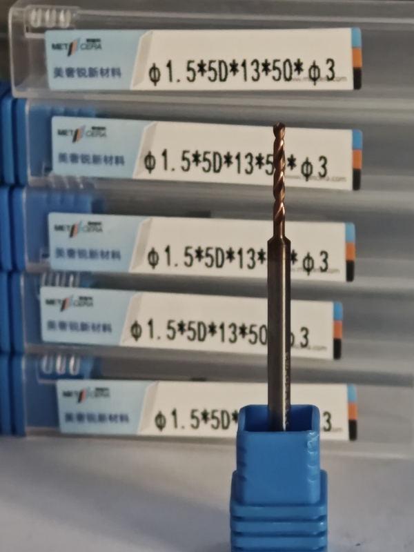 Strumento di taglio per carburo ad alte prestazioni, trapano per carburo, trapano 3D / 5D, trapano G-Friggitore esterno- 5D, Φ1.5 X 5D X 13 X 50 X Φ3mm