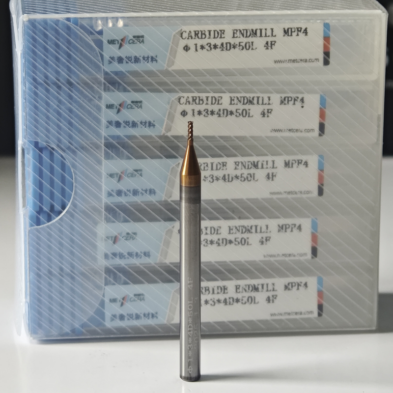 MPF4 Carburo solido 4 flauti Flat End Mill 1 mm per il taglio di acciaio al carbonio Φ1x3x4Dx50mm