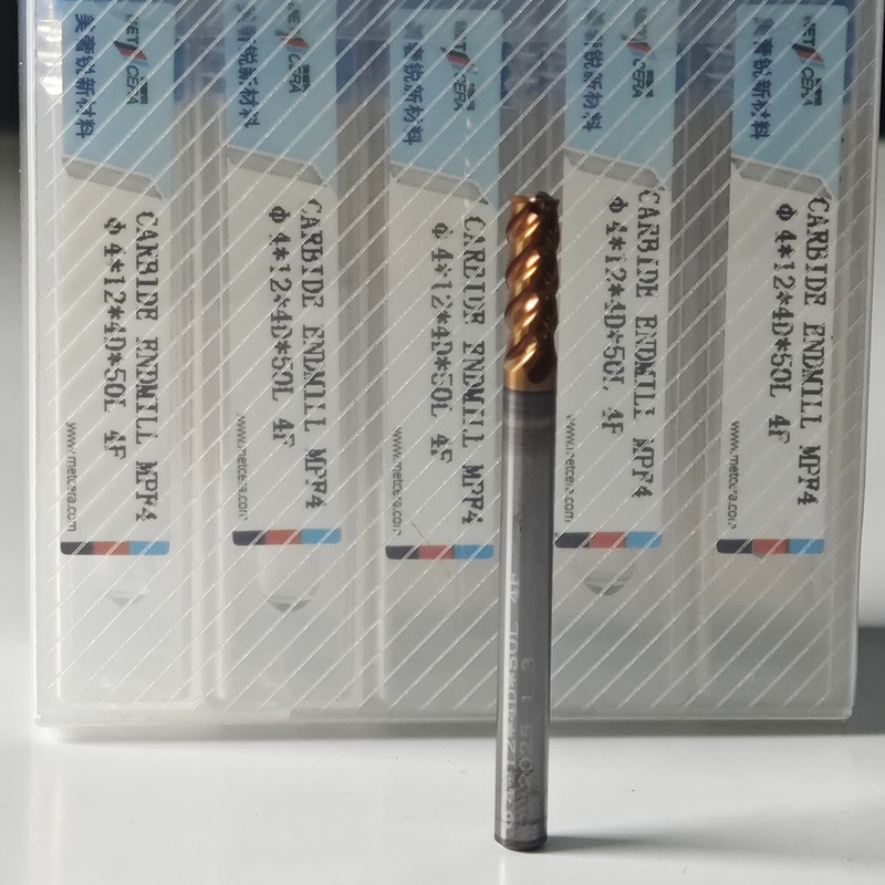 4 flauti universali Flat End Mills 2mm per il taglio di acciaio legato a basso tenore di carbonio Φ2x6x4Dx50mm