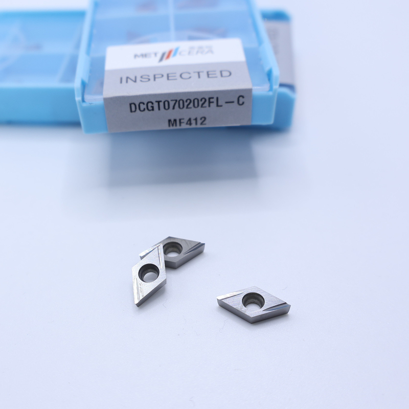 MF412/PV4312 di grado argento / bronzo DCGT07 DCGT11 Carburo inserti di tornitura CNC con C Finish chip breaker