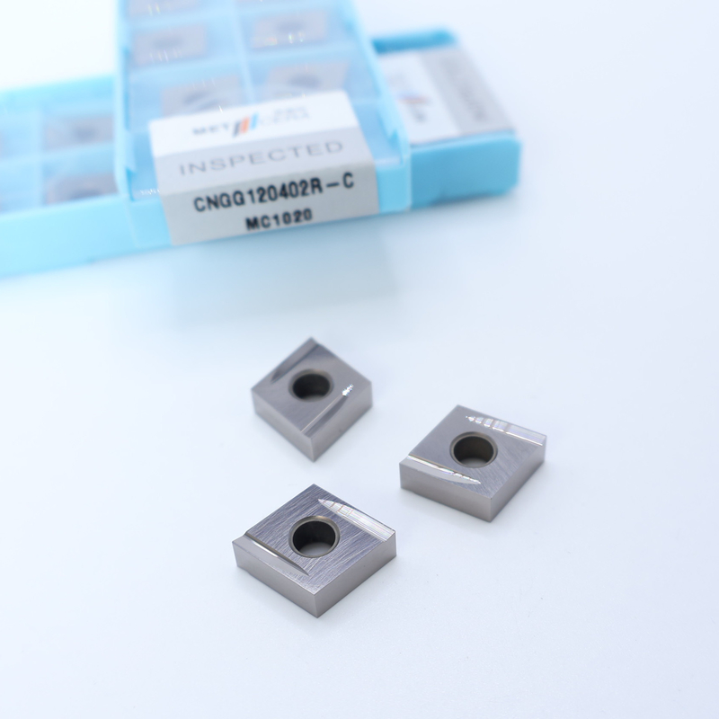 Inserti di tornitura in acciaio al carbonio CNGG12 Cermet con rivestimento non rivestito e C Finish Chip Breaker
