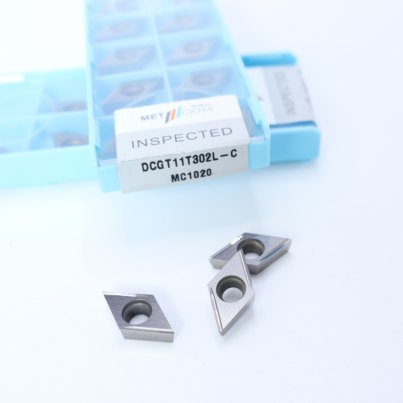 Inserti di tornitura CNC di Cermet DCGT07 DCGT11 C Finish Chip Breaker Materiale metallico Alta resistenza all'usura