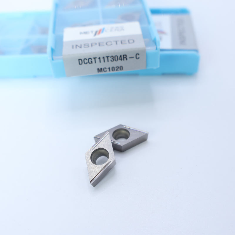 Inserti di tornitura CNC di Cermet DCGT07 DCGT11 C Finish Chip Breaker Materiale metallico Alta resistenza all'usura