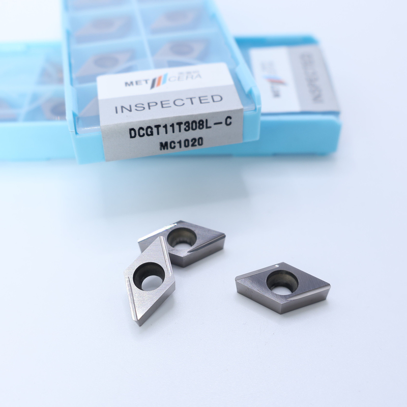 Inserti di tornitura CNC di Cermet DCGT07 DCGT11 C Finish Chip Breaker Materiale metallico Alta resistenza all'usura