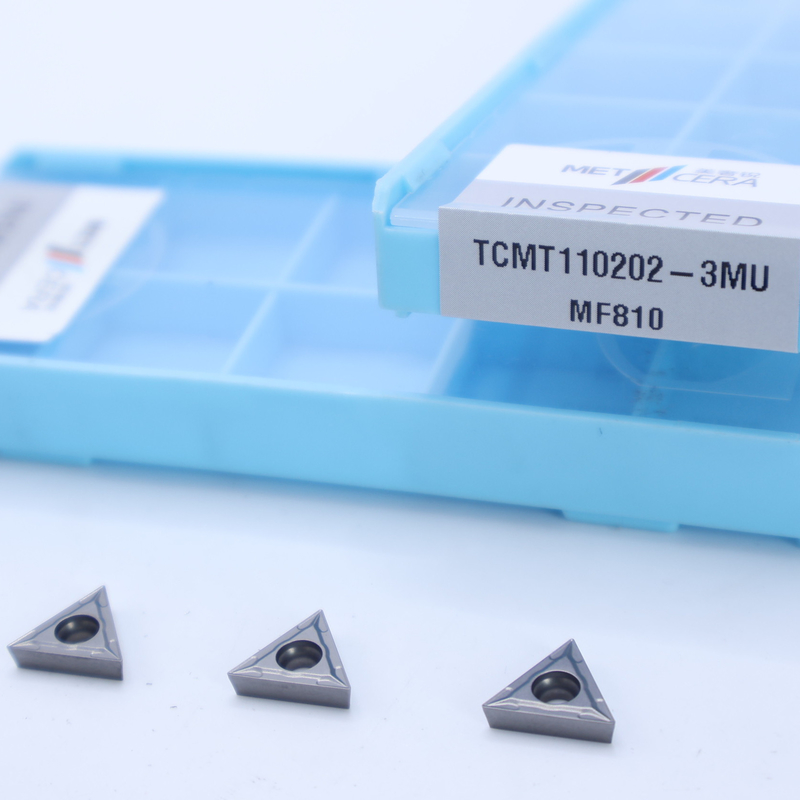 Classe MF810 Carburo d'argento inserto di tornitura TCMT09 TCMT11 TCMT16 inserto CNC positivo con trituratore semilavorato 3MU